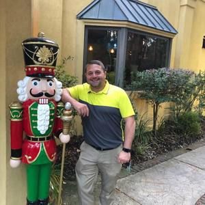 Meet your Posher, Troy